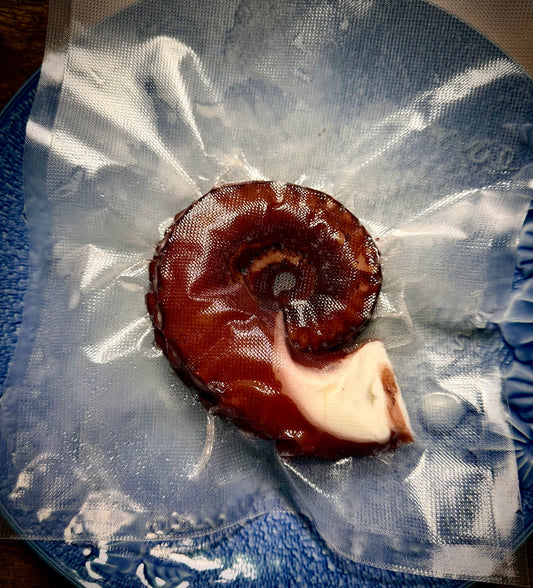 02031津軽海峡冬の真タコ（190ｇUP）（真空冷凍）