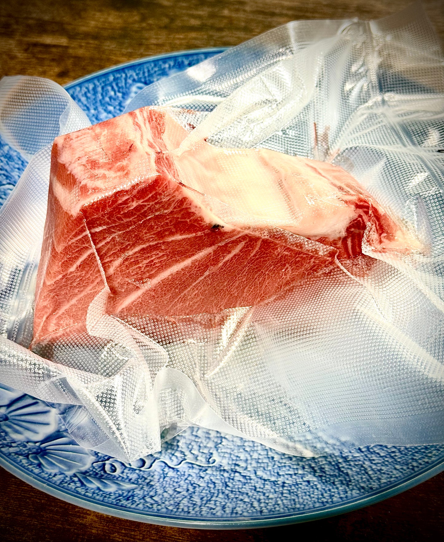 02001大間沖水域冬のクロマグロ大トロ（700ｇUP）（冷凍真空）